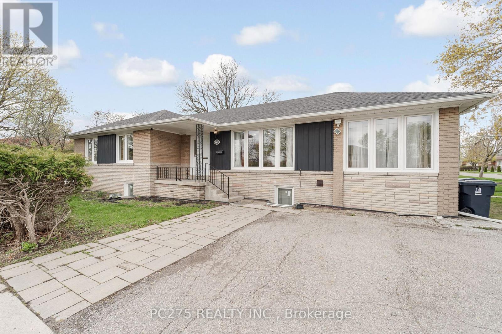 67 ACTON AVENUE, Toronto, Ontario
