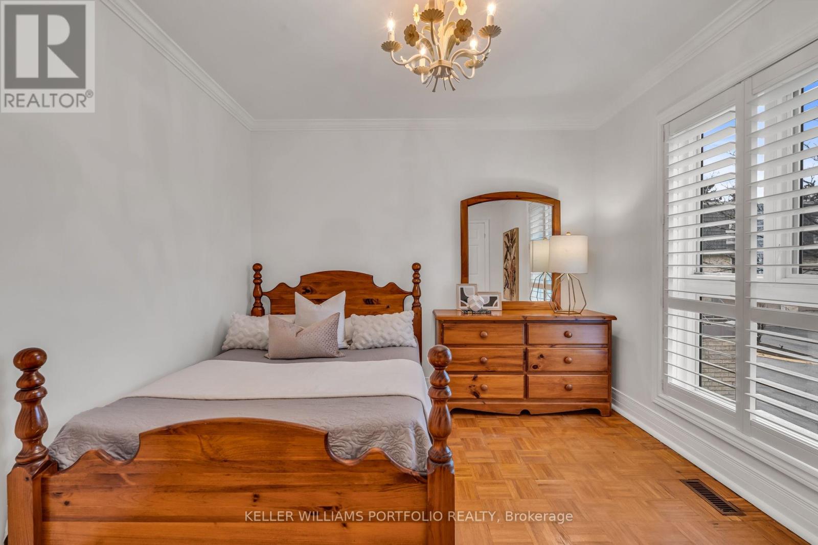 27 Snowshoe Mill Way, Toronto, Ontario  M2L 1T4 - Photo 14 - C12124942