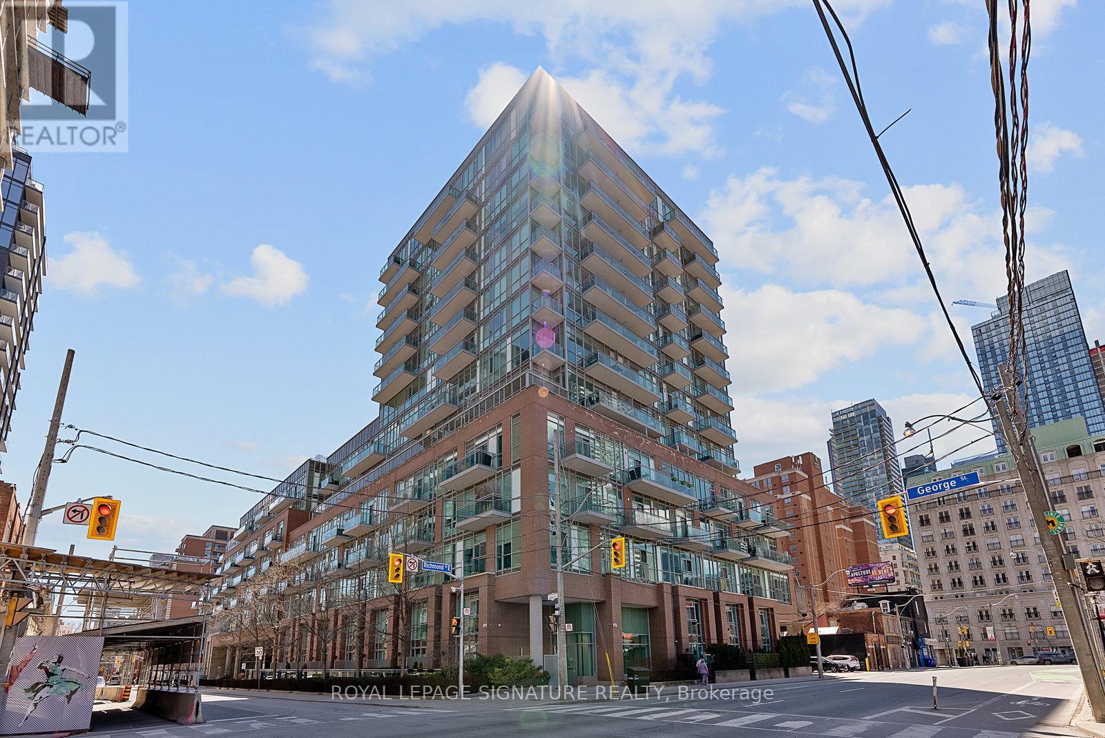N1104 - 116 George Street, Toronto, Ontario  M5A 3S2 - Photo 1 - C12124973