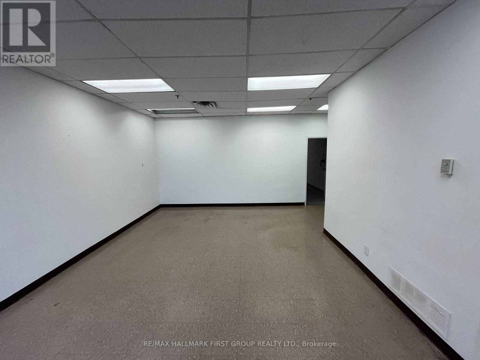 9 - 55 Mills Road, Ajax, Ontario  L1S 2H2 - Photo 3 - E12124903