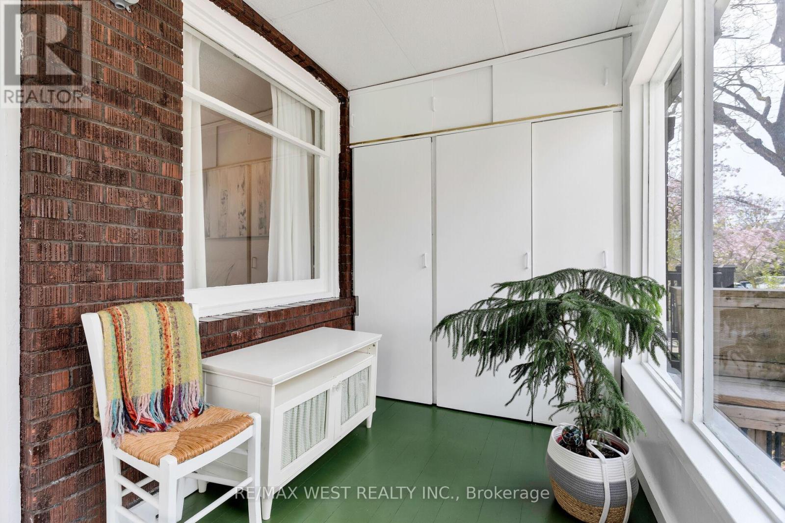 Property at 155 RHODES AVENUE image 4