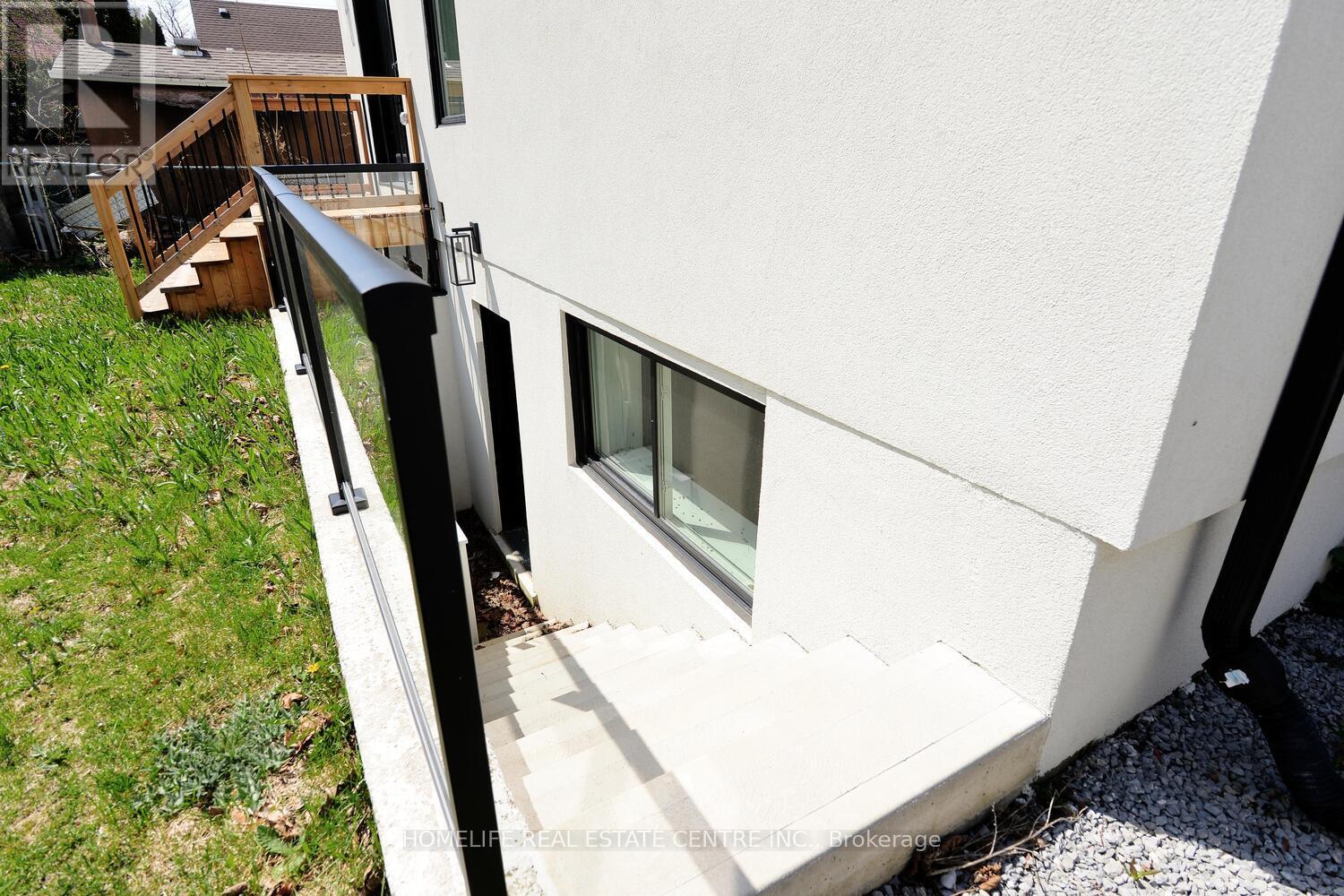 1 Camilla Crescent, Toronto, Ontario  M1L 1Y9 - Photo 43 - E12125015