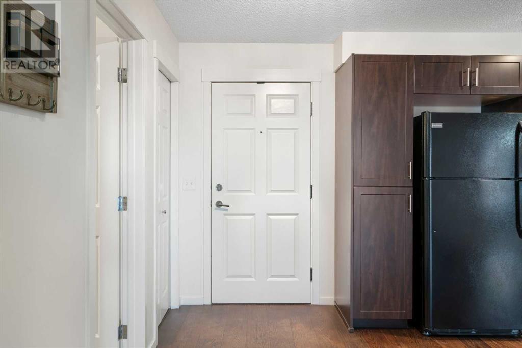 Property at 1211, 279 Copperpond Common SE image 5