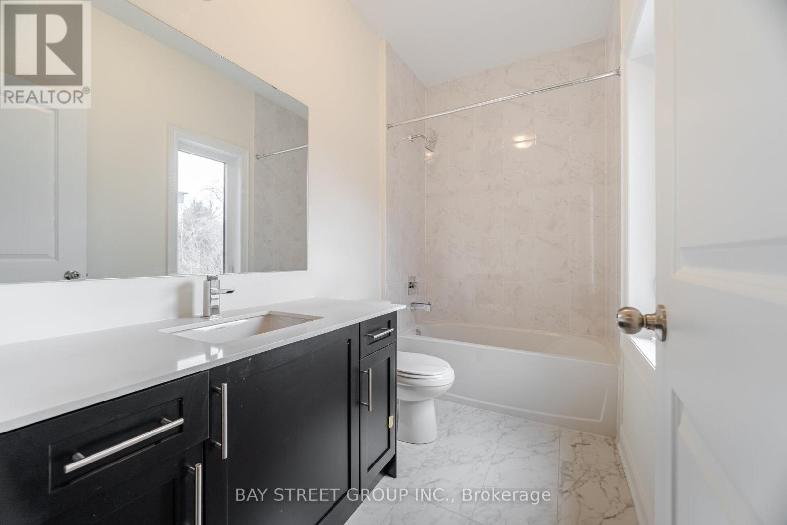 339 Mactier Drive, Vaughan, Ontario  L4H 4R1 - Photo 29 - N12124989