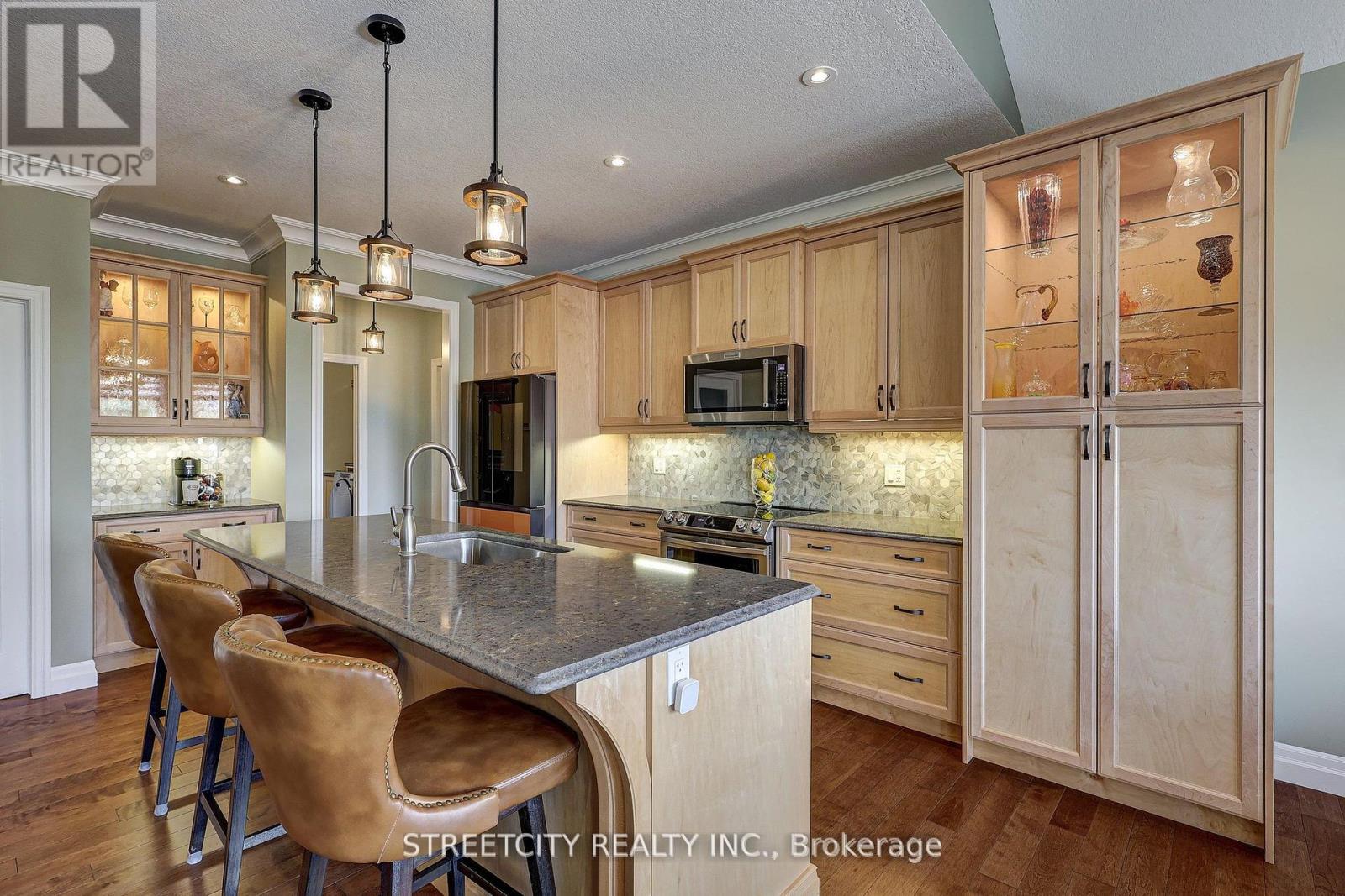 32 Acorn Trail, St. Thomas, Ontario  N5R 0H5 - Photo 21 - X12125060