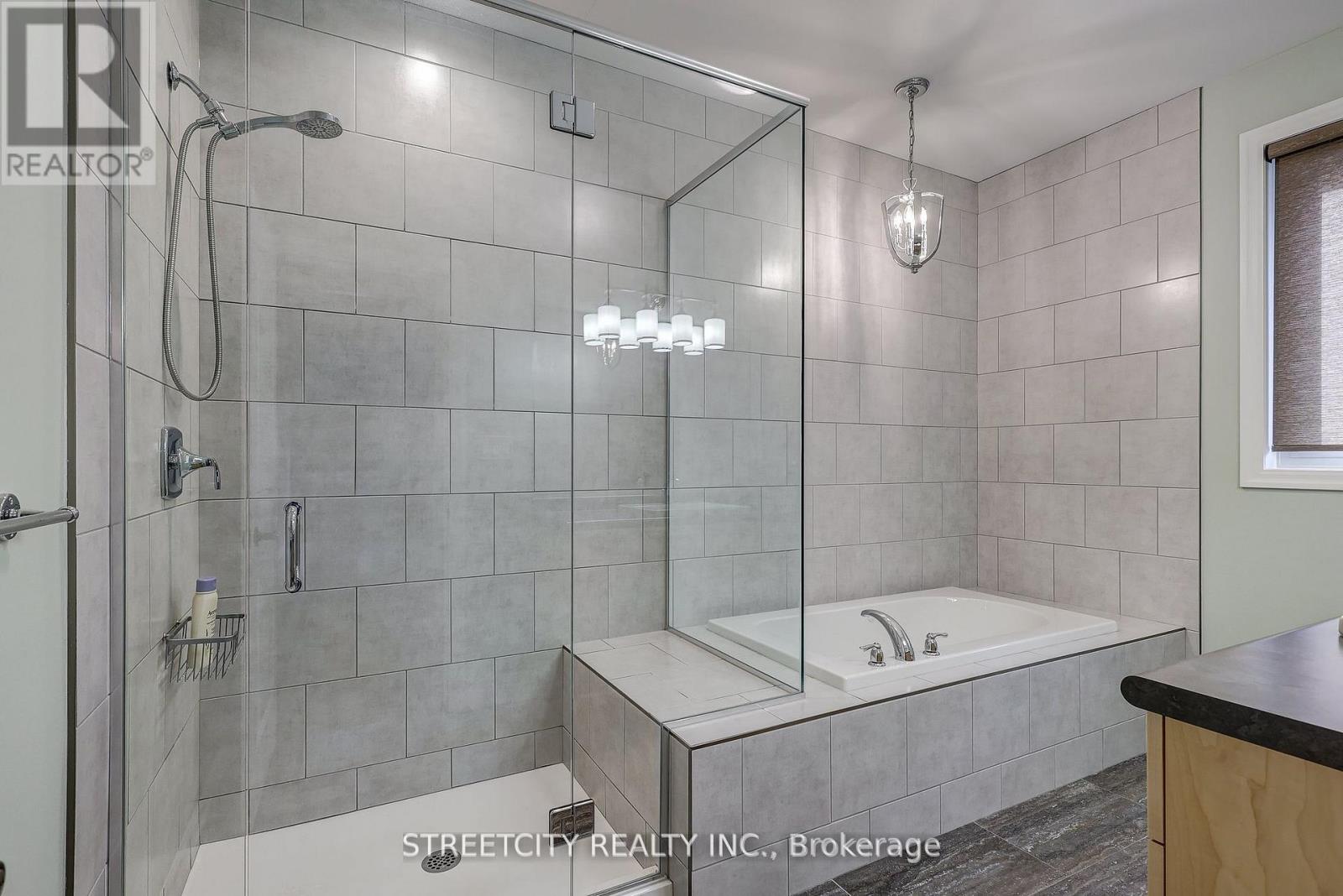 32 Acorn Trail, St. Thomas, Ontario  N5R 0H5 - Photo 28 - X12125060