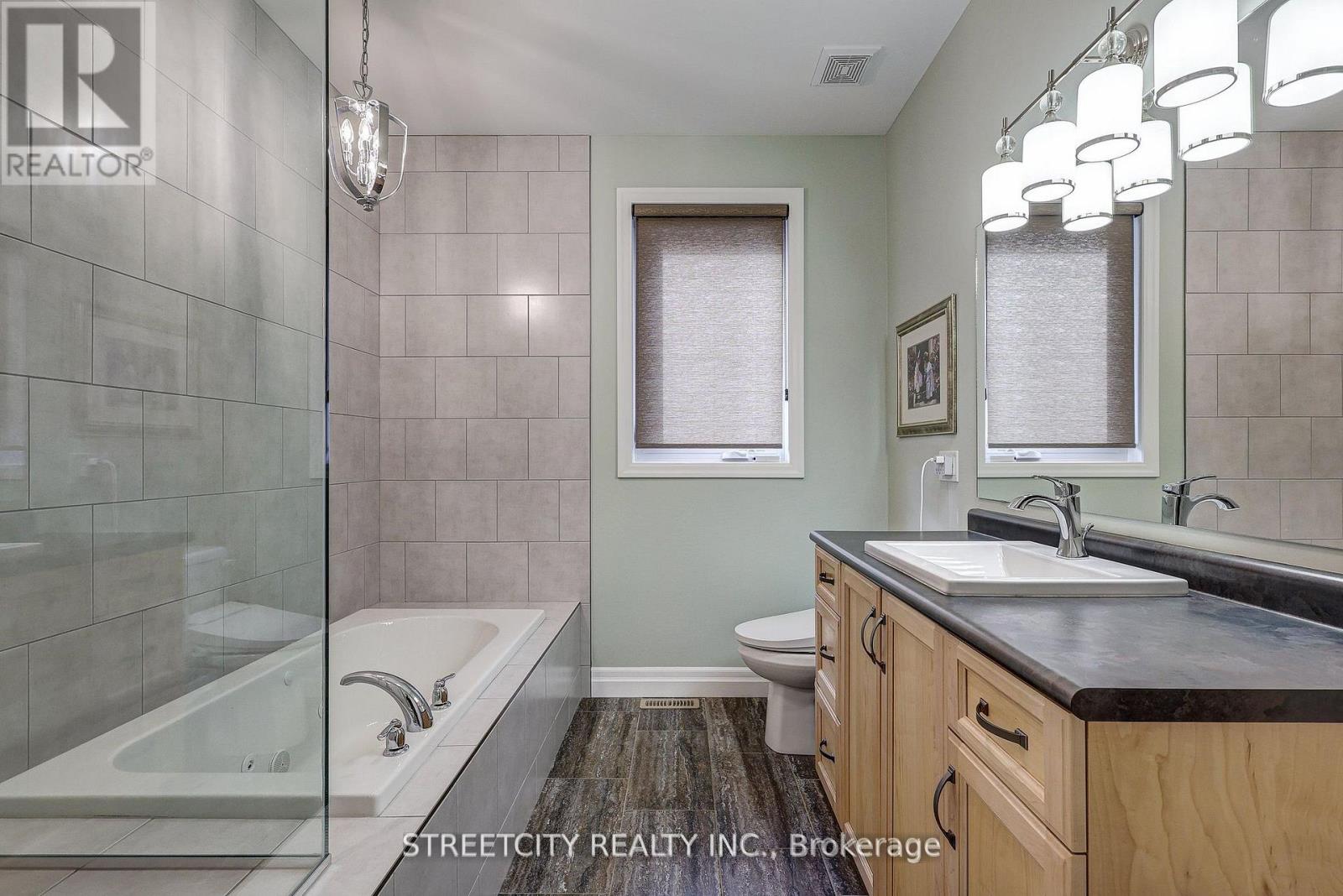 32 Acorn Trail, St. Thomas, Ontario  N5R 0H5 - Photo 29 - X12125060