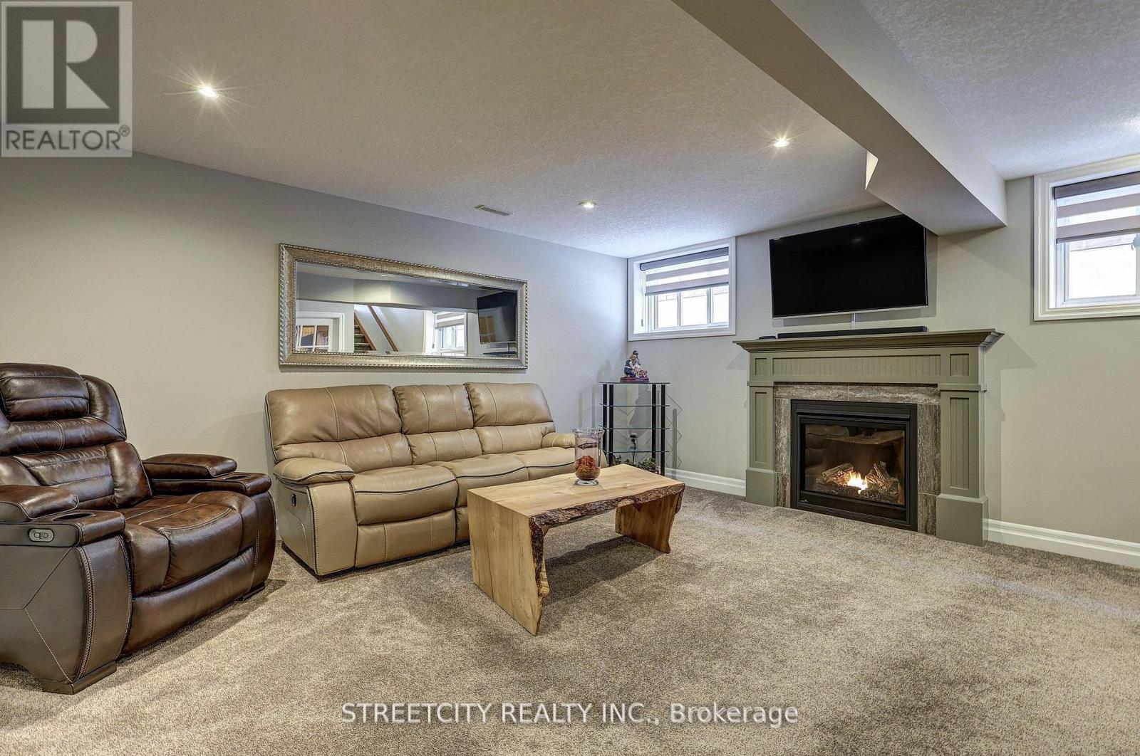 32 Acorn Trail, St. Thomas, Ontario  N5R 0H5 - Photo 35 - X12125060