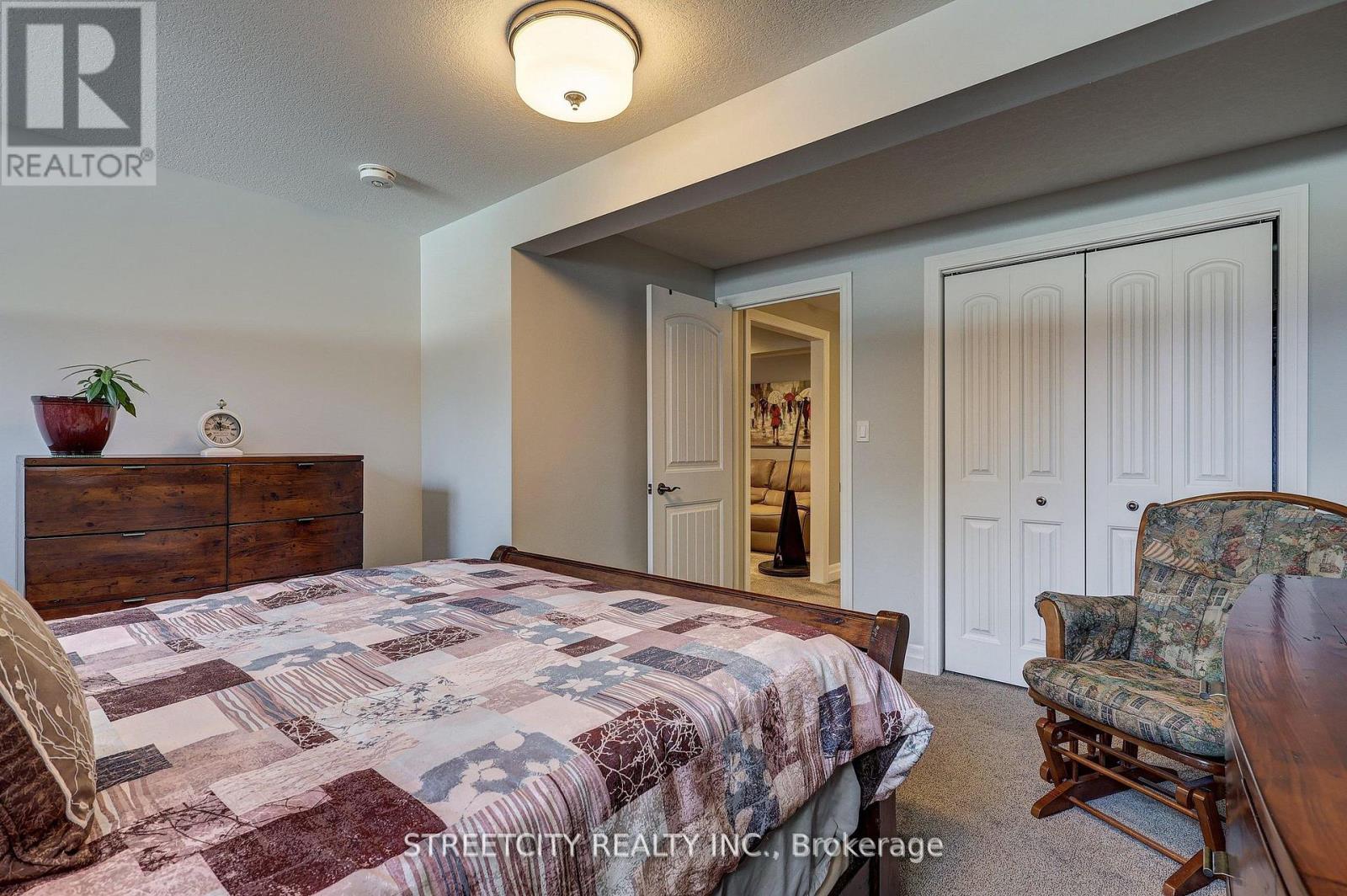 32 Acorn Trail, St. Thomas, Ontario  N5R 0H5 - Photo 37 - X12125060