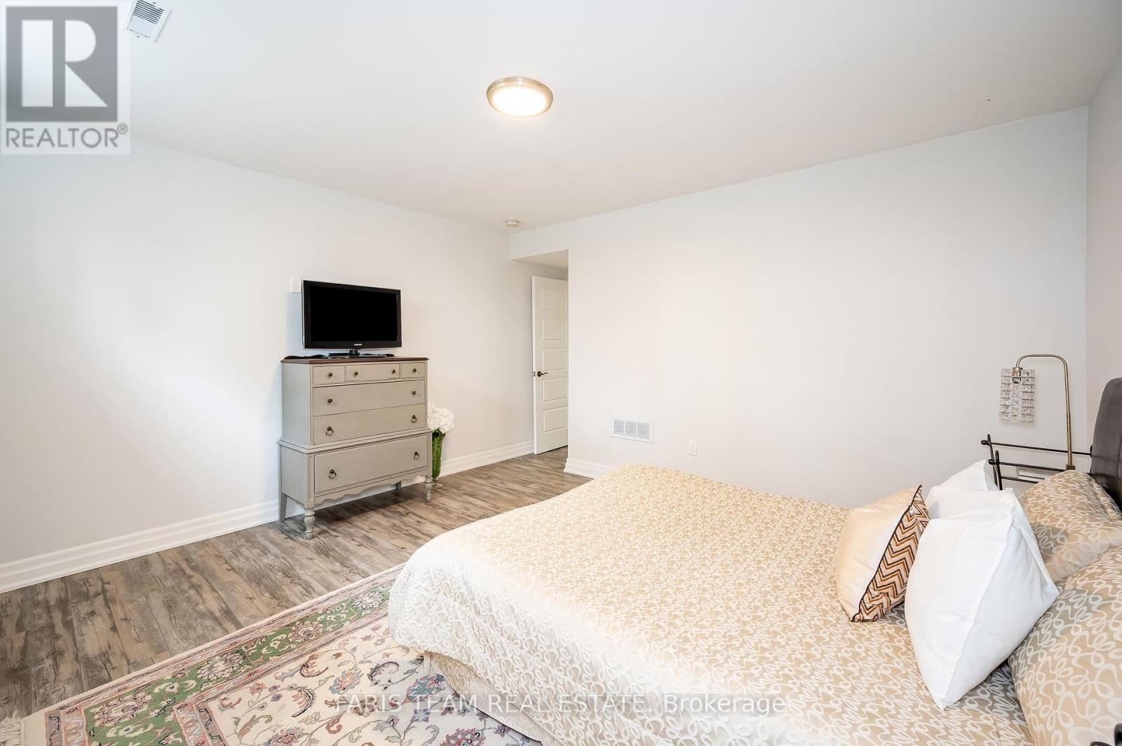 50 Mennill Drive, Springwater (Minesing), Ontario  L9X 0J2 - Photo 27 - S12124902
