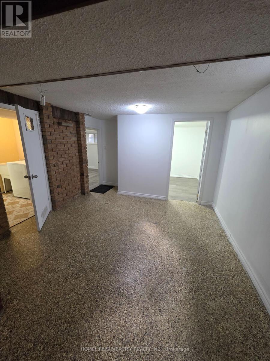3758 Keenan Crescent, Mississauga, Ontario  L4T 3M2 - Photo 22 - W12083204