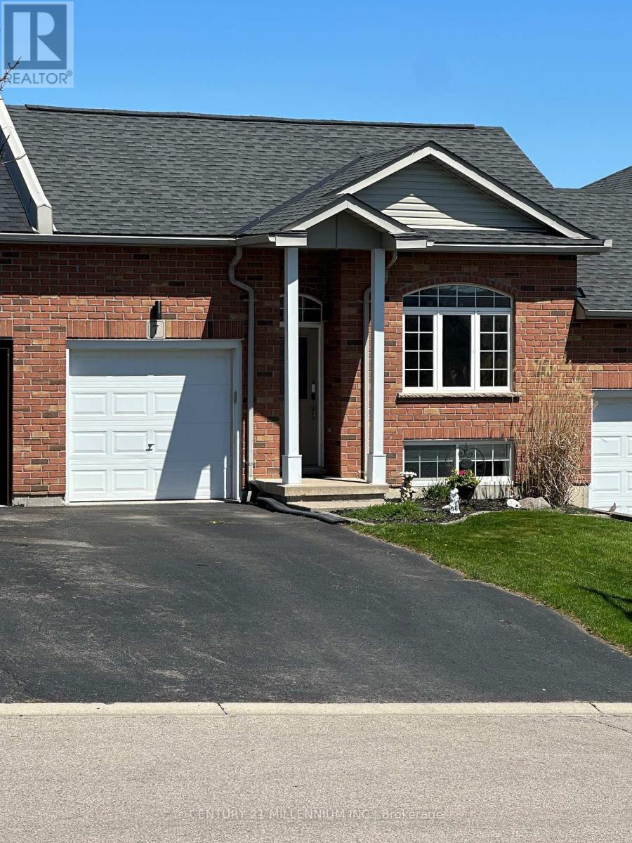 7 Millcroft Drive, Norfolk, Ontario  N3Y 5M9 - Photo 2 - X12067086