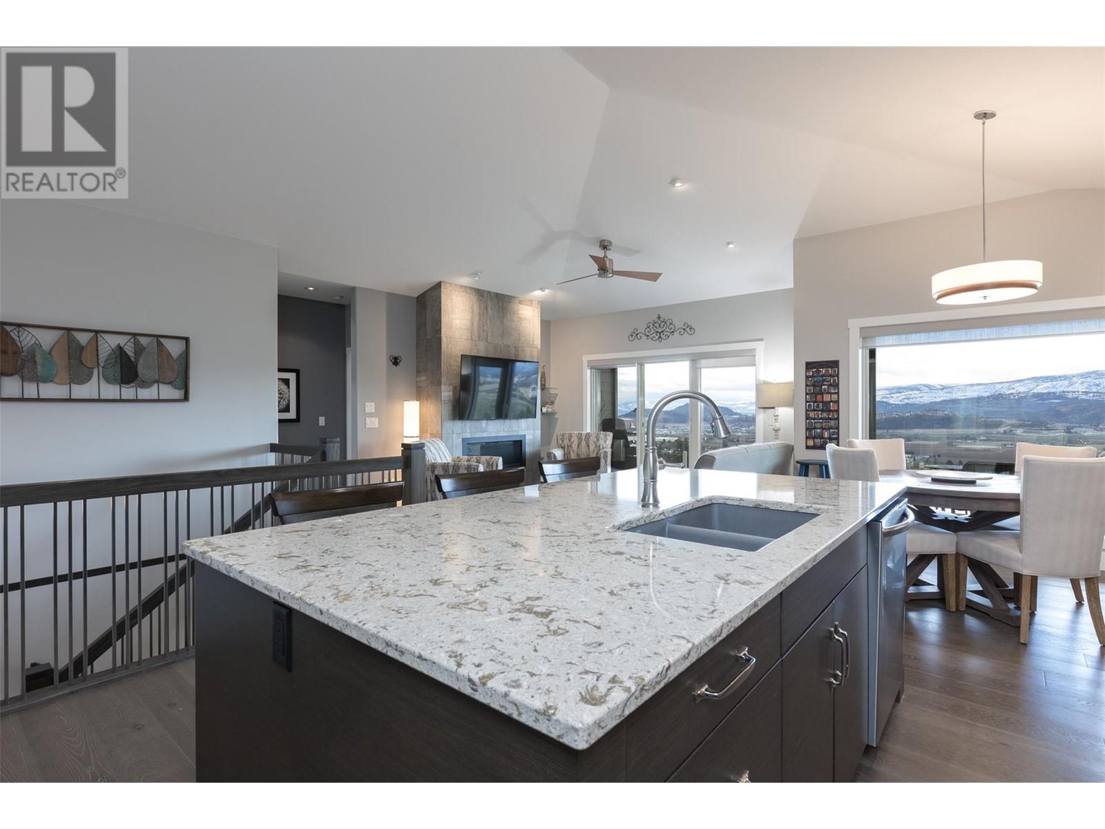 Property at 3822 Pine Valley Drive image 3