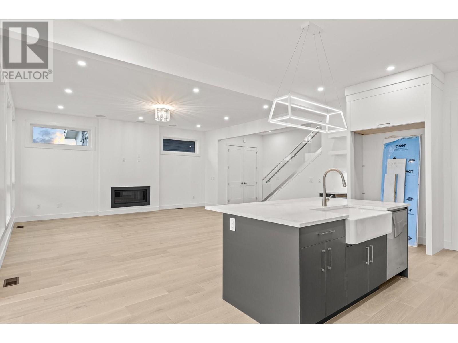 2157 Kentucky Crescent, Kelowna, British Columbia  V1P 1S8 - Photo 12 - 10344828