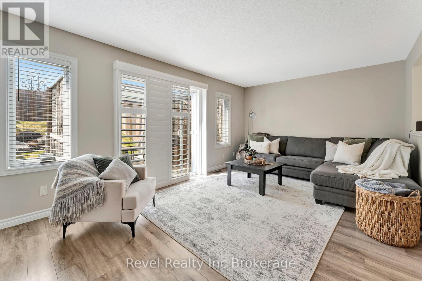 632 Crawford Crescent, Woodstock, Ontario  N4S 8Z5 - Photo 10 - X12125067
