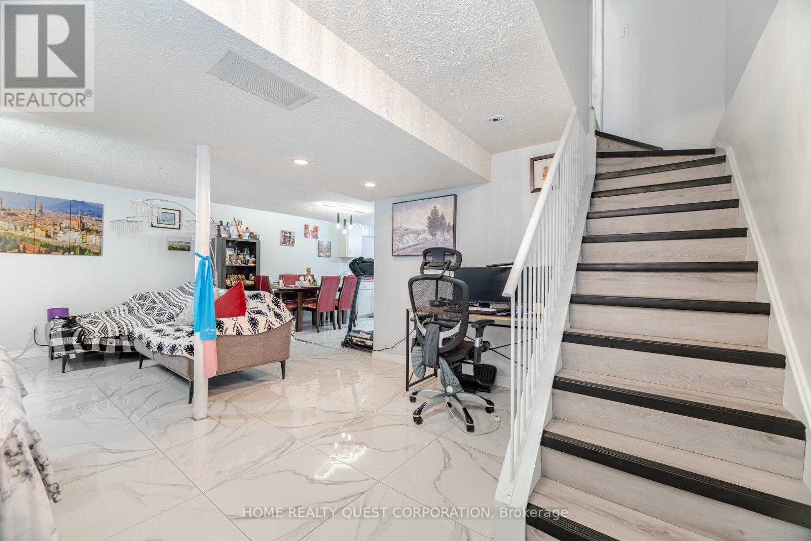 1722 Princelea Place, Mississauga, Ontario  L5M 3R4 - Photo 21 - W12124850