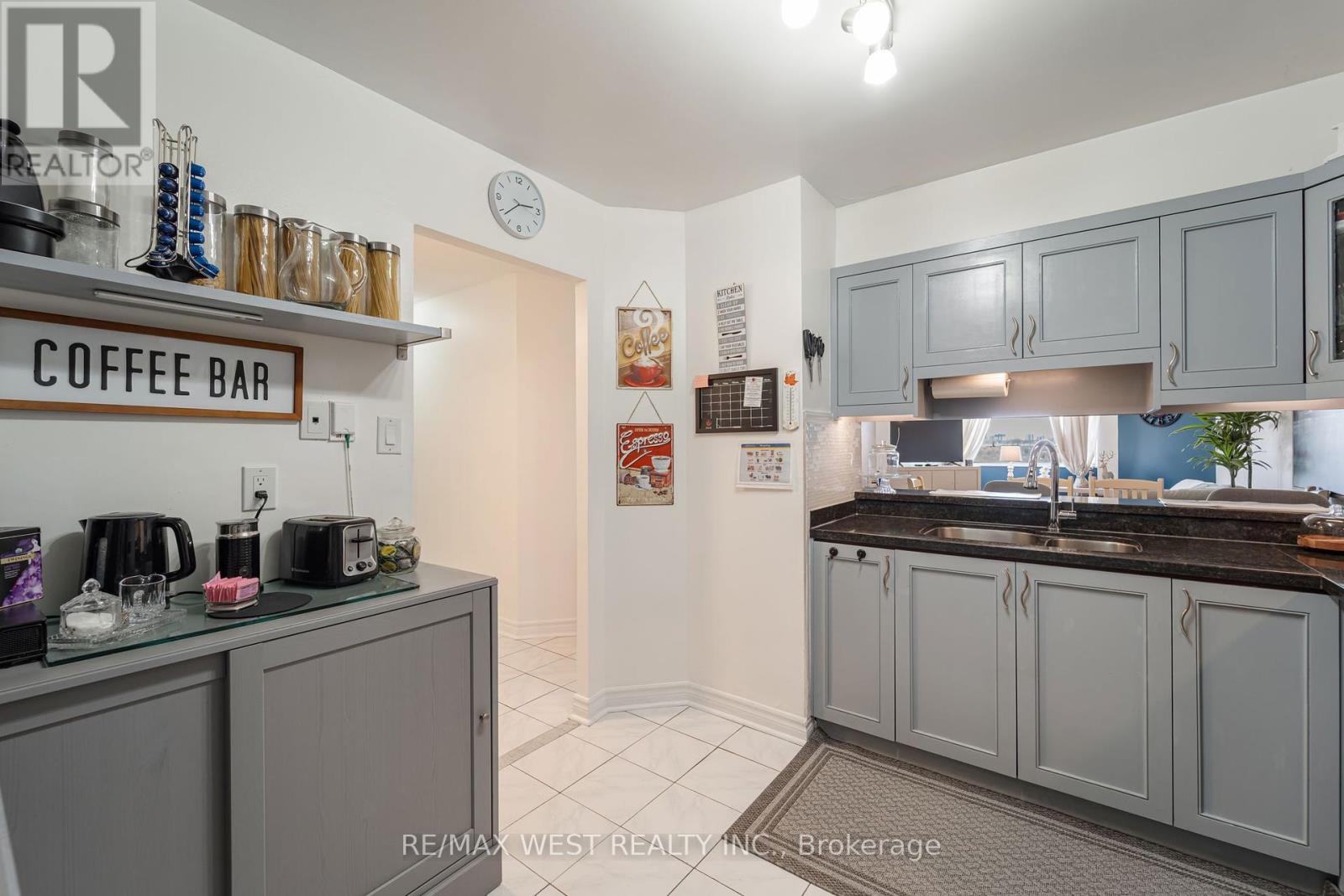 Property at 1110 - 236 ALBION ROAD image 5
