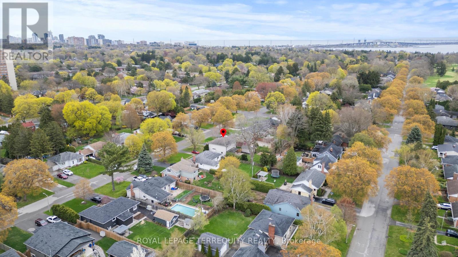 944 Long Drive, Burlington, Ontario  L7T 3K1 - Photo 28 - W12124922