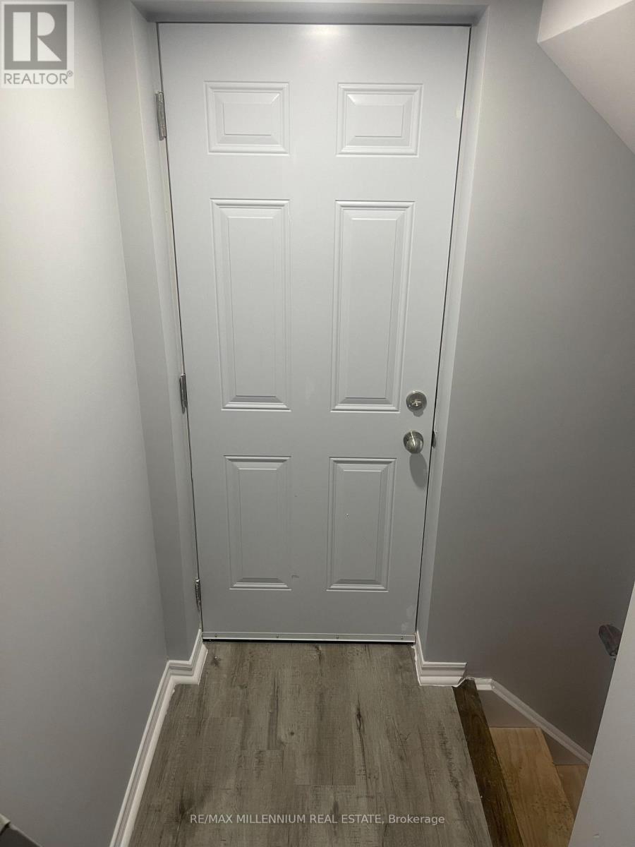 Lower - 82 Golden Springs Drive, Brampton (Northwest Brampton), Ontario  L7A 4N6 - Photo 3 - W12125006