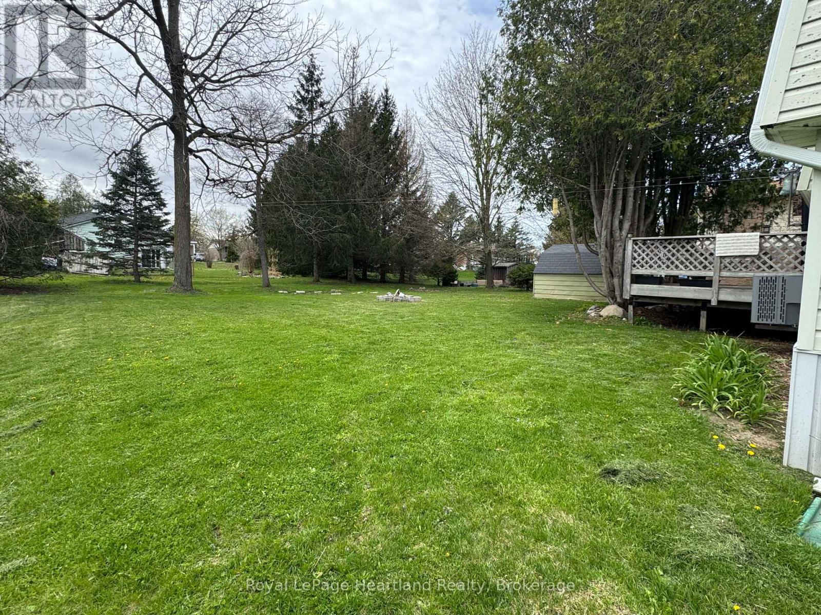 26 North Street, Huron East, Ontario  N0K 1G0 - Photo 35 - X12125096