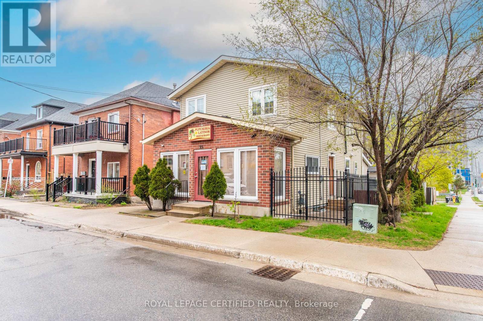 25 Eby Street S, Kitchener, Ontario  N2G 3K6 - Photo 1 - X12124891