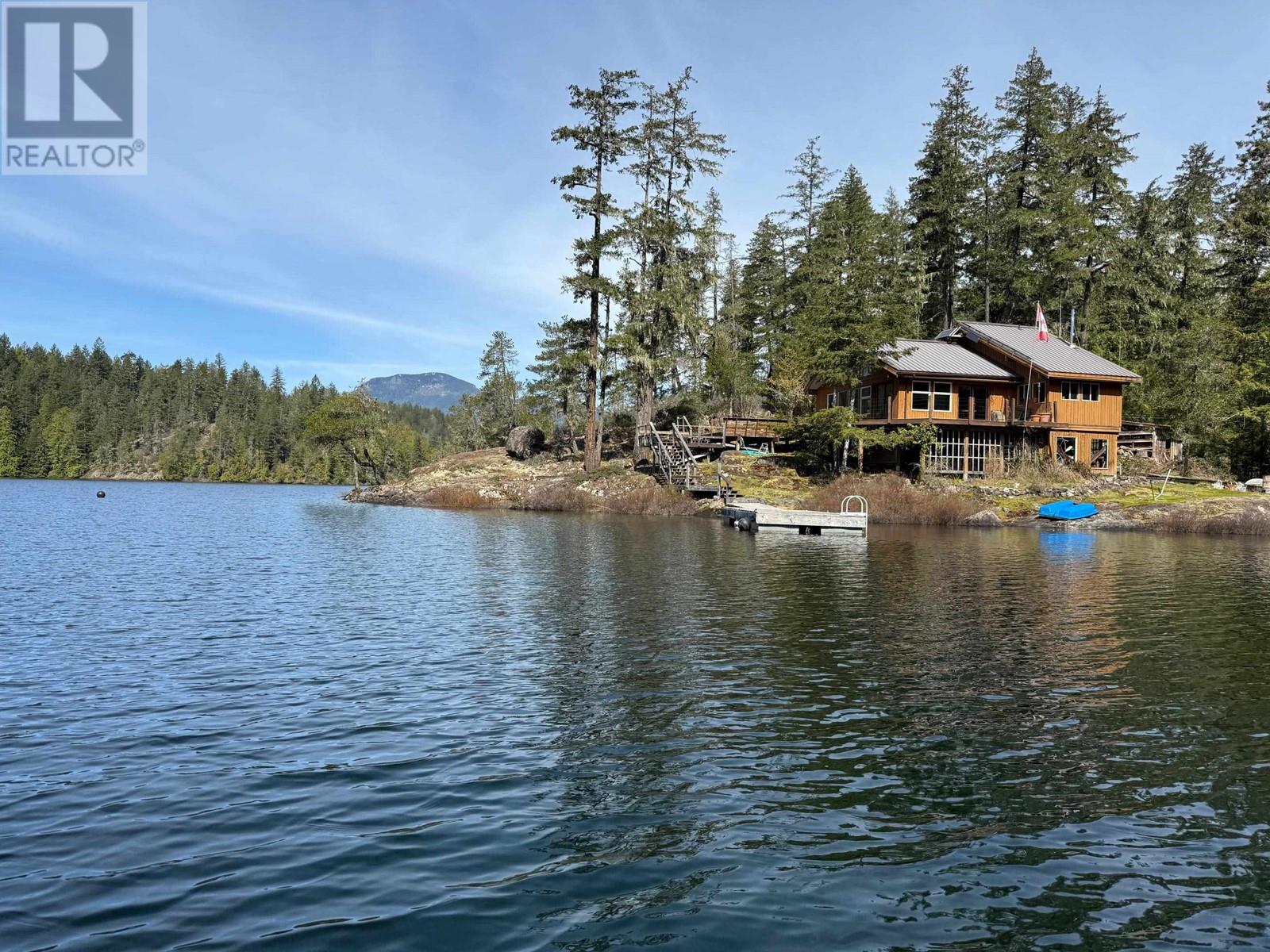 DL 6692 WEST LAKE, nelson island, British Columbia V0V0V0