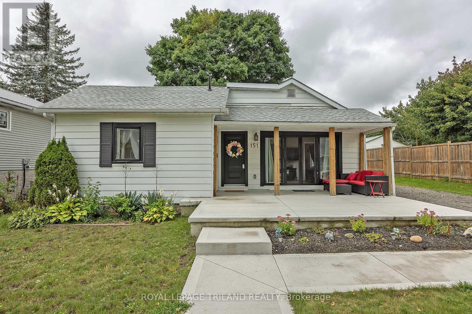 151 King Hiram Street, Ingersoll, Ontario  N5C 1L9 - Photo 3 - X11990388