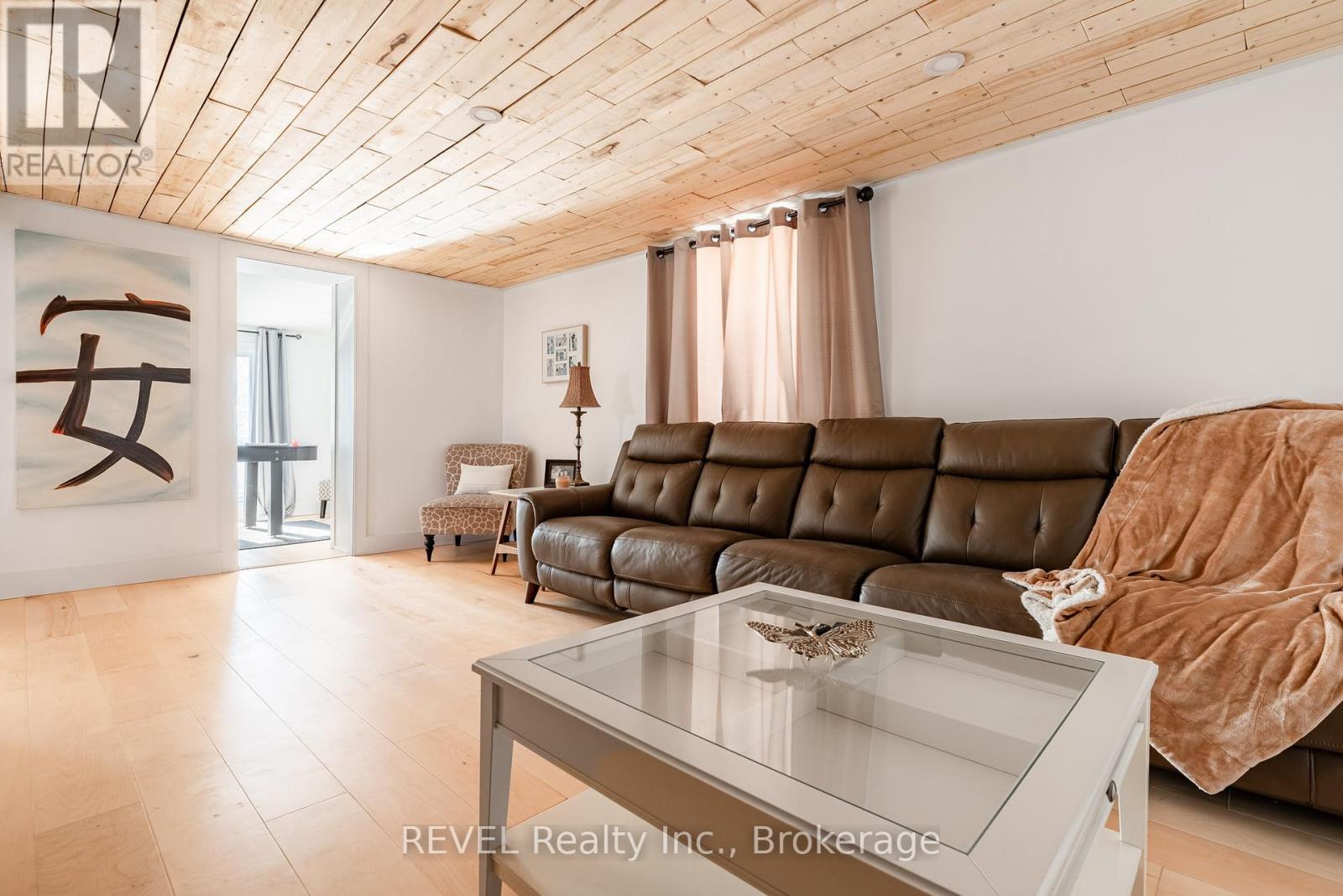 80 Lighthouse Drive Drive, Haldimand, Ontario  N1A 2W6 - Photo 9 - X12086583