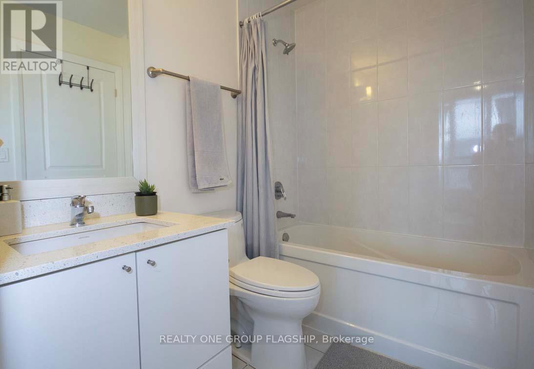 2408 - 75 Eglinton Avenue W, Mississauga, Ontario  L5R 0E5 - Photo 14 - W12121459