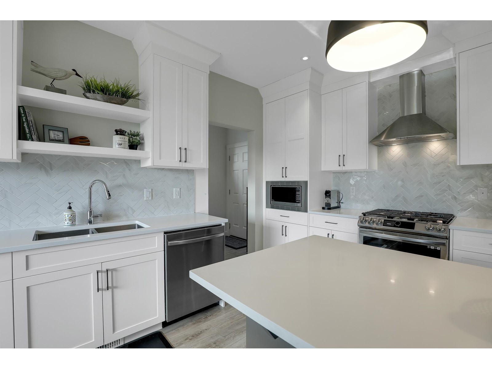 8303 203a Street, Langley, British Columbia  V2Y 0Y8 - Photo 6 - R2998000