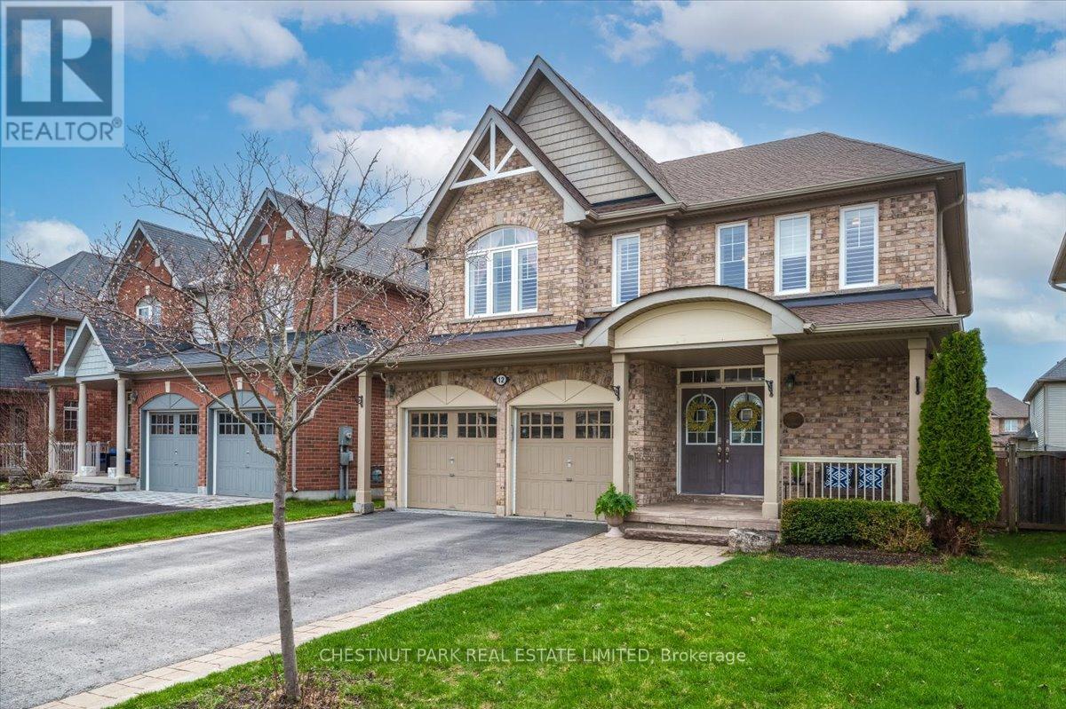 12 Wyndham Circle, Georgina, Ontario  L0E 1R0 - Photo 2 - N12111400