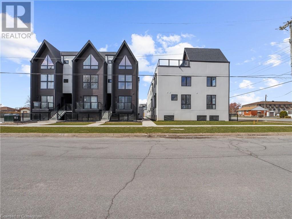 7277 WILSON Crescent Unit# 306, niagara falls, Ontario