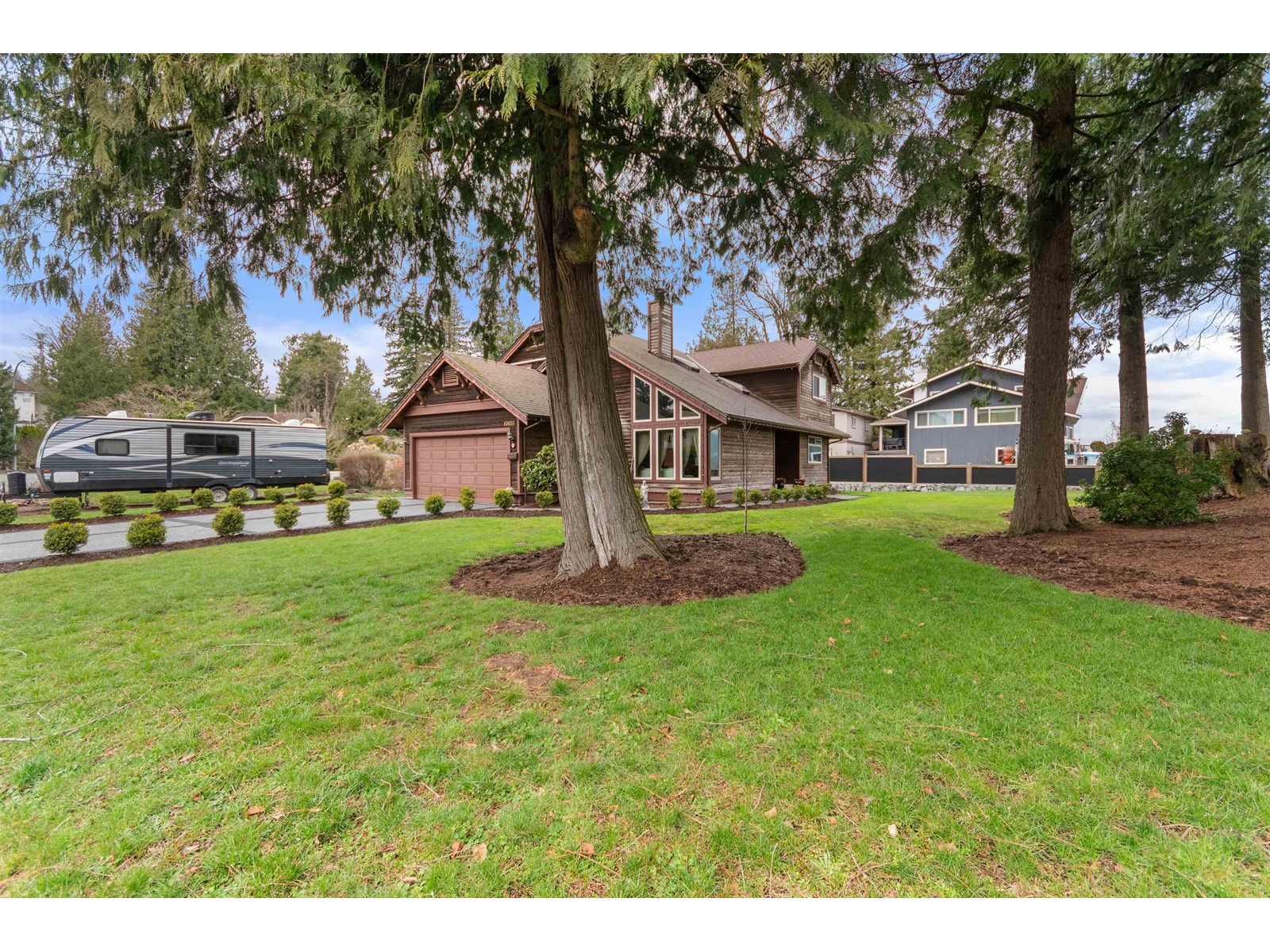 Property at 10039 EAGLE CRESCENT image 3