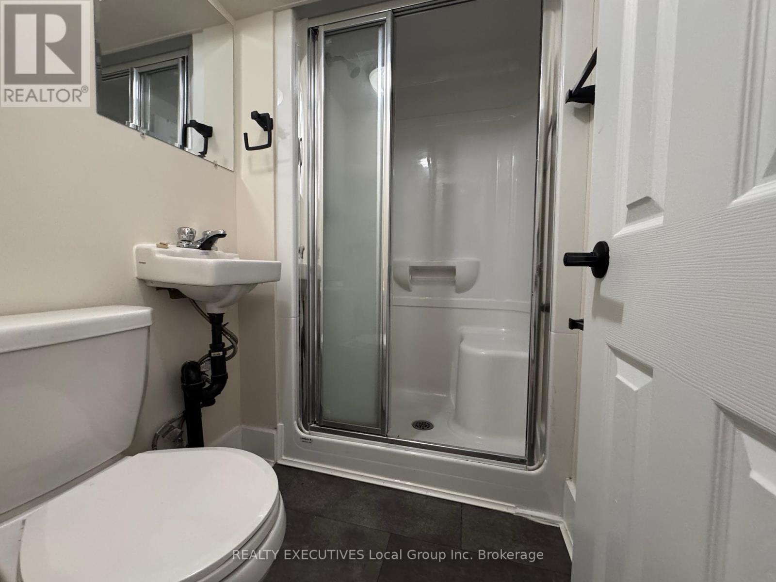 147 Second Avenue E, North Bay, Ontario  P1B 1L3 - Photo 10 - X12125002