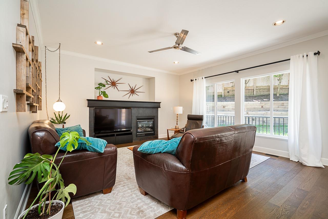 5939 165a Street, Surrey, British Columbia  V3S 4N9 - Photo 6 - R2997874