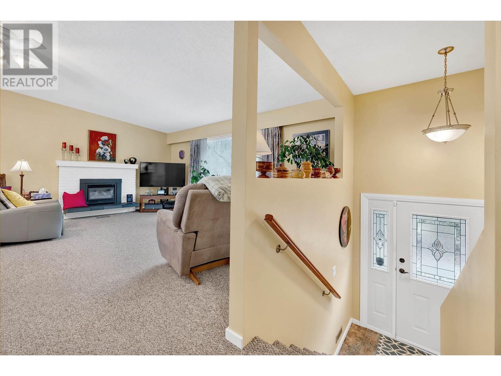 3957 Old Yellowhead Highway, Kamloops, British Columbia  V2H 1K6 - Photo 7 - 10346379