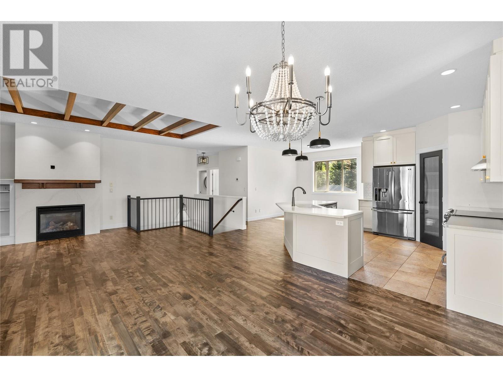 Property at 12833 Cliffshore Drive image 2