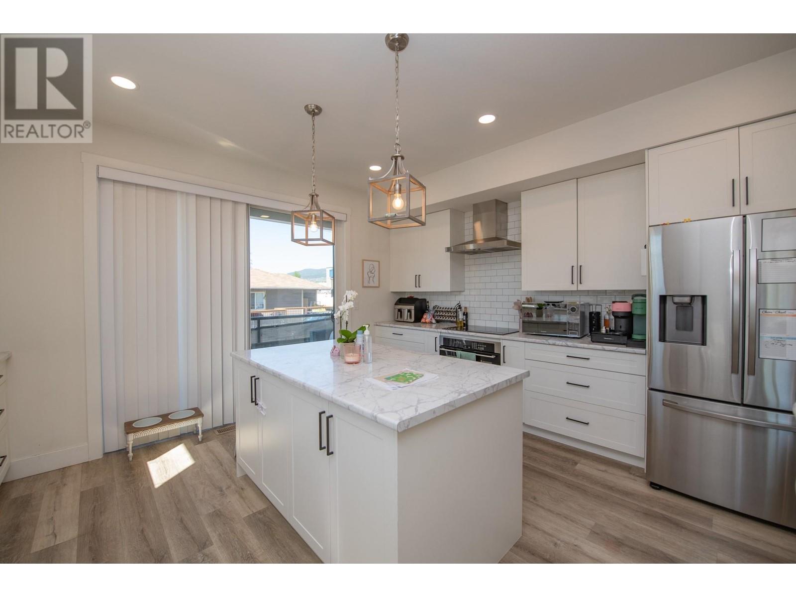 4503 23 Street, Vernon, British Columbia  V1T 9J4 - Photo 4 - 10344030