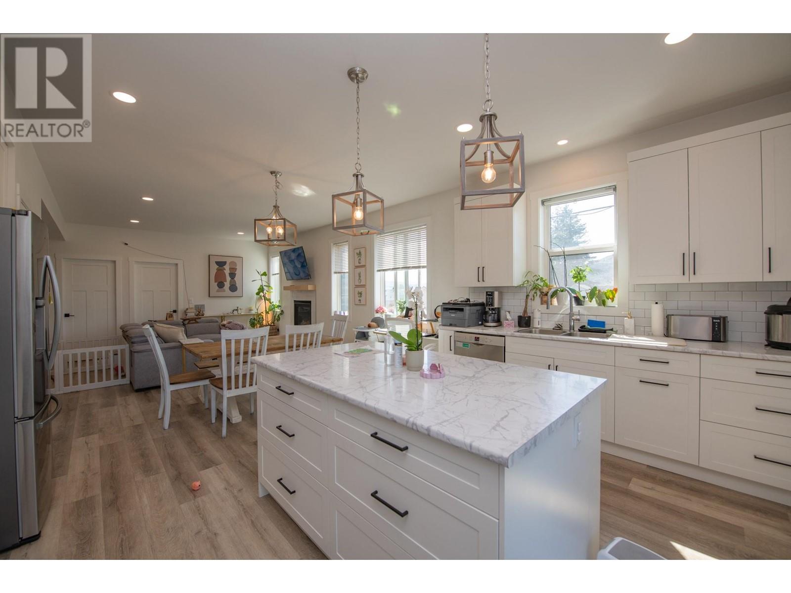 4503 23 Street, Vernon, British Columbia  V1T 9J4 - Photo 6 - 10344030