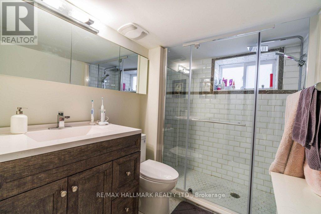 Lower - 62 Clifton Road, Toronto, Ontario  M4T 2E9 - Photo 13 - C12115622