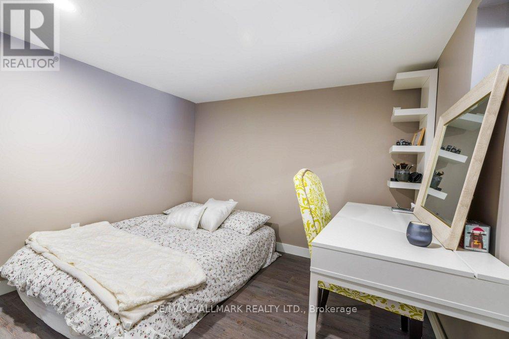 Lower - 62 Clifton Road, Toronto, Ontario  M4T 2E9 - Photo 10 - C12115622