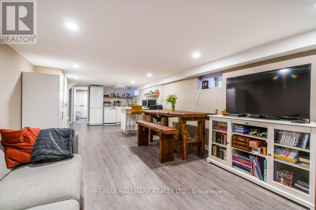 Lower - 62 Clifton Road, Toronto, Ontario  M4T 2E9 - Photo 8 - C12115622