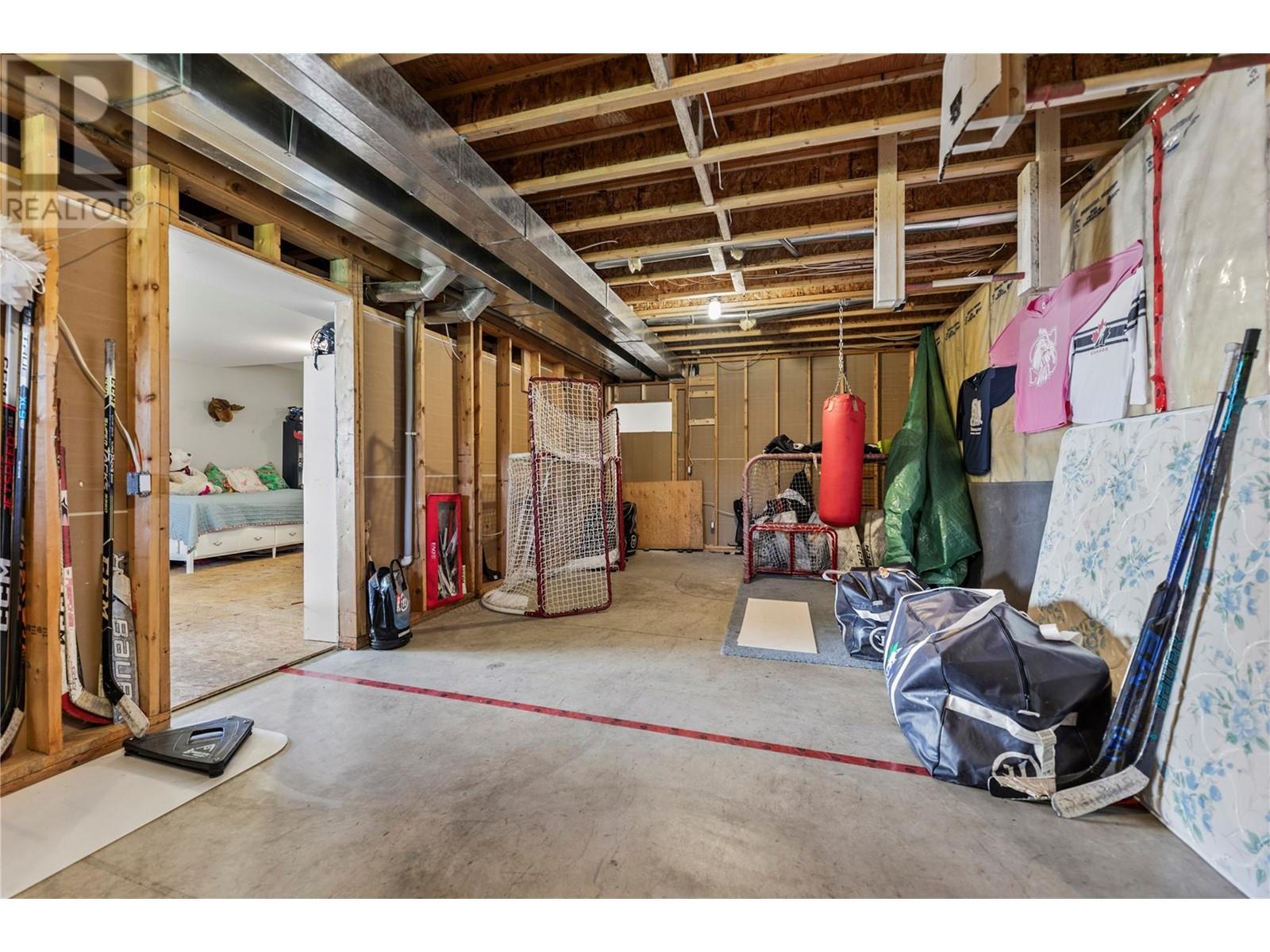 2201 50th Street, Salmon Arm, British Columbia  V1E 1Y4 - Photo 40 - 10346121