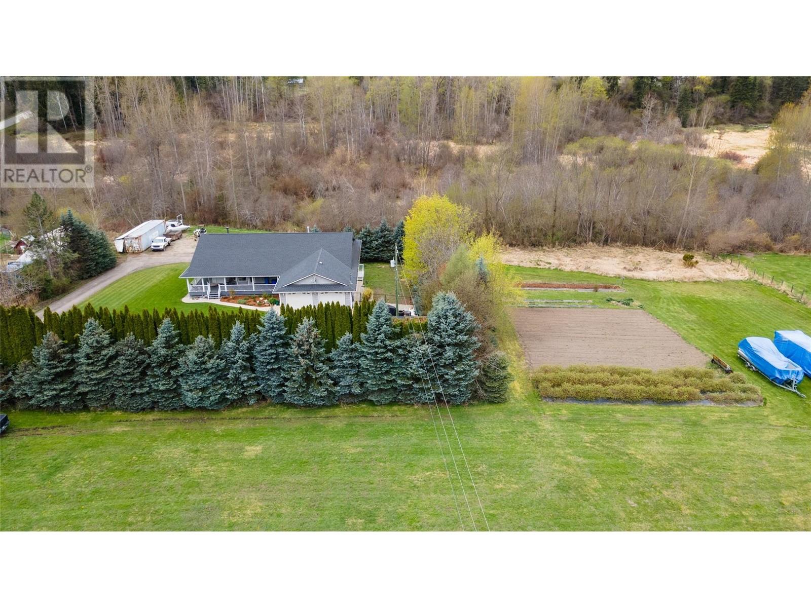 2201 50th Street, Salmon Arm, British Columbia  V1E 1Y4 - Photo 57 - 10346121