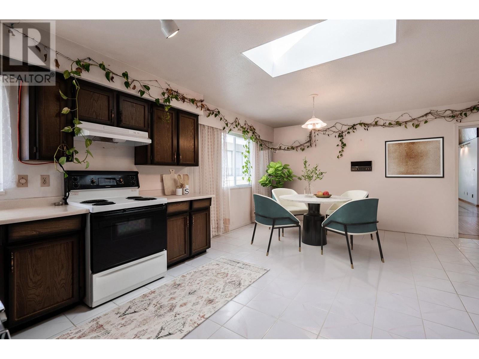 2908 W 28th Avenue, Vancouver, British Columbia  V6L 1X2 - Photo 7 - R2993054