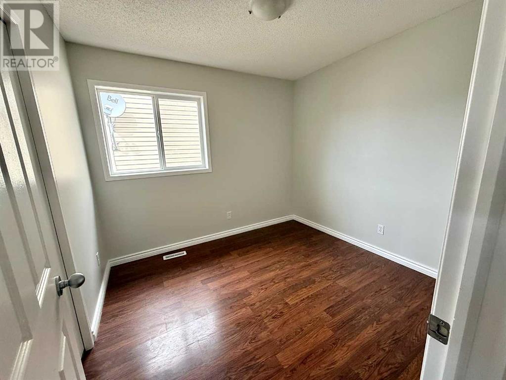 554 Evermeadow Road Sw, Calgary, Alberta  T2Y 4W9 - Photo 10 - A2210441