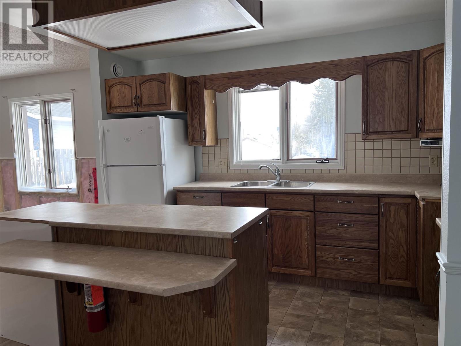 38 Laverendrye Cres, Marathon, Ontario  P0T 2E0 - Photo 7 - TB250785