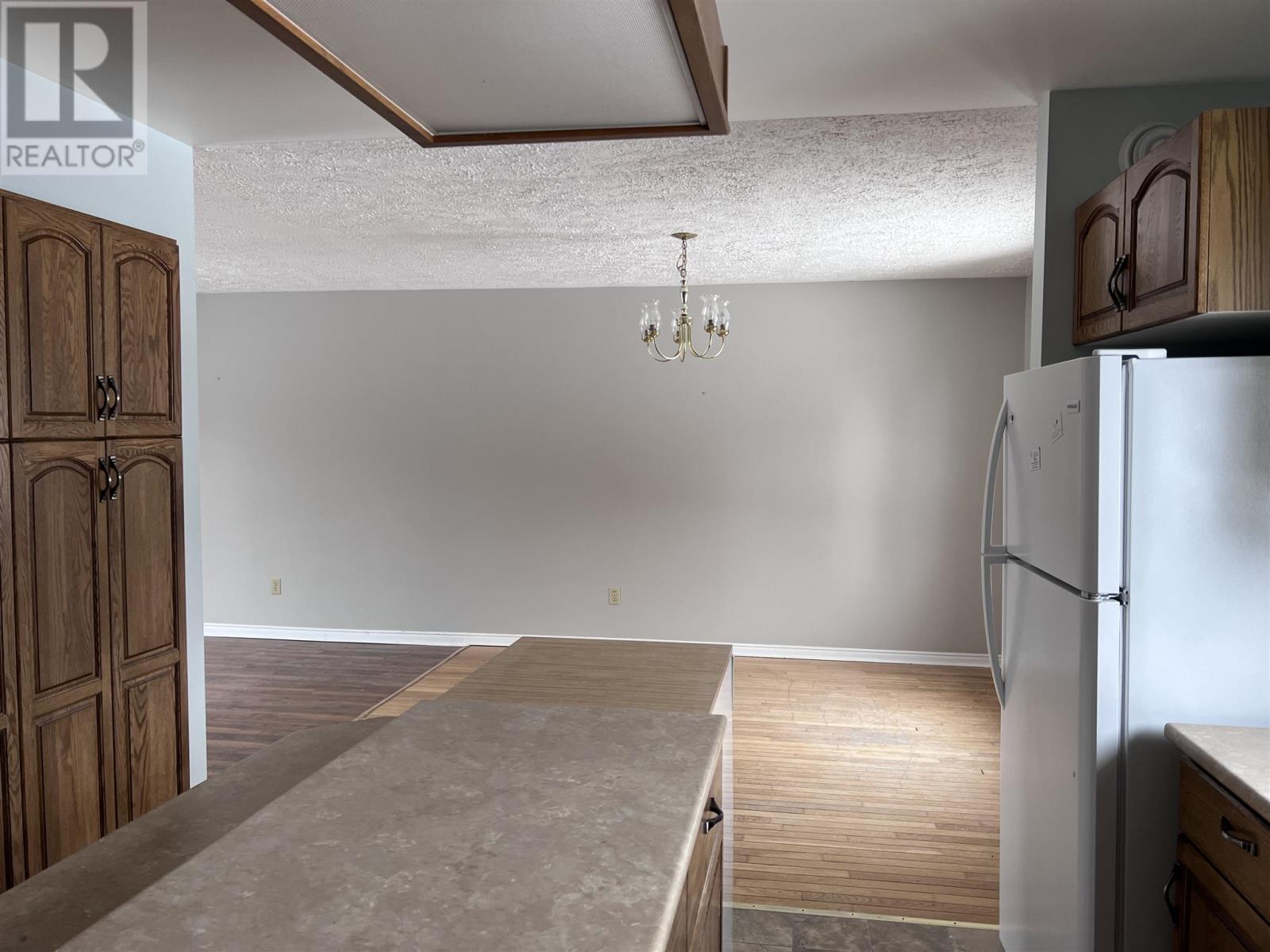 38 Laverendrye Cres, Marathon, Ontario  P0T 2E0 - Photo 8 - TB250785