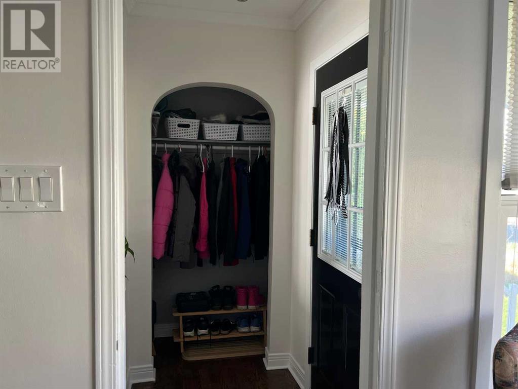 Property at 711 14 Street S image 2