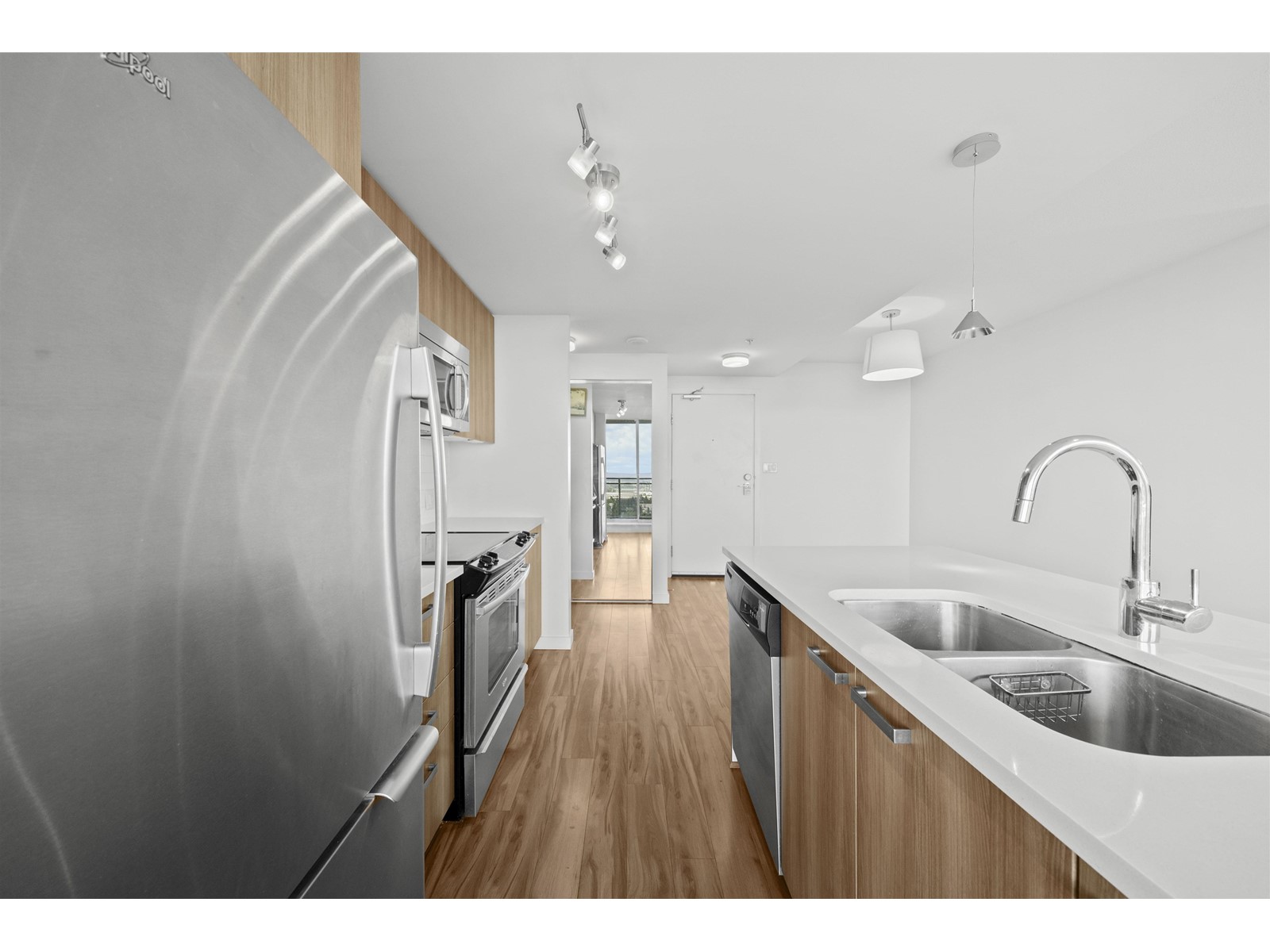 3609 13325 102a Avenue, Surrey, British Columbia  V3T 0J5 - Photo 10 - R2998170